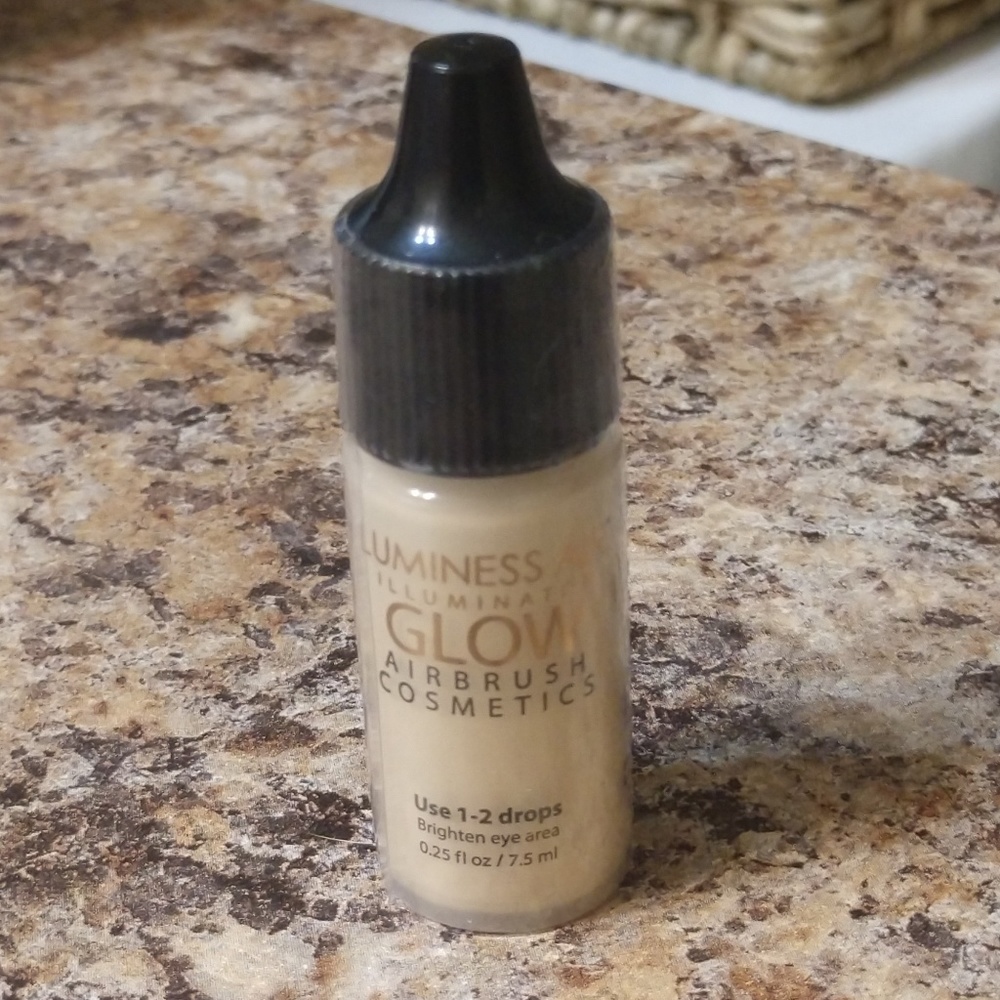 Luminess Airbrush Make-up GLOW